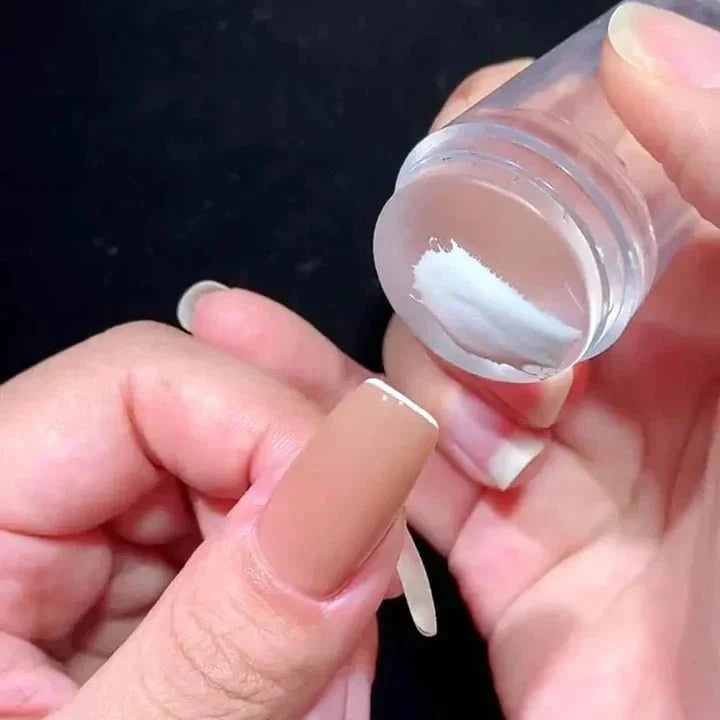 GlamNagels™ | Creëer Perfecte Franse Nagels