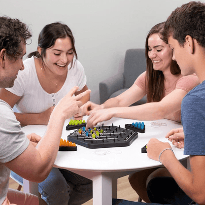 TriadChess™ | Ontdek grenzeloze schaakavonturen